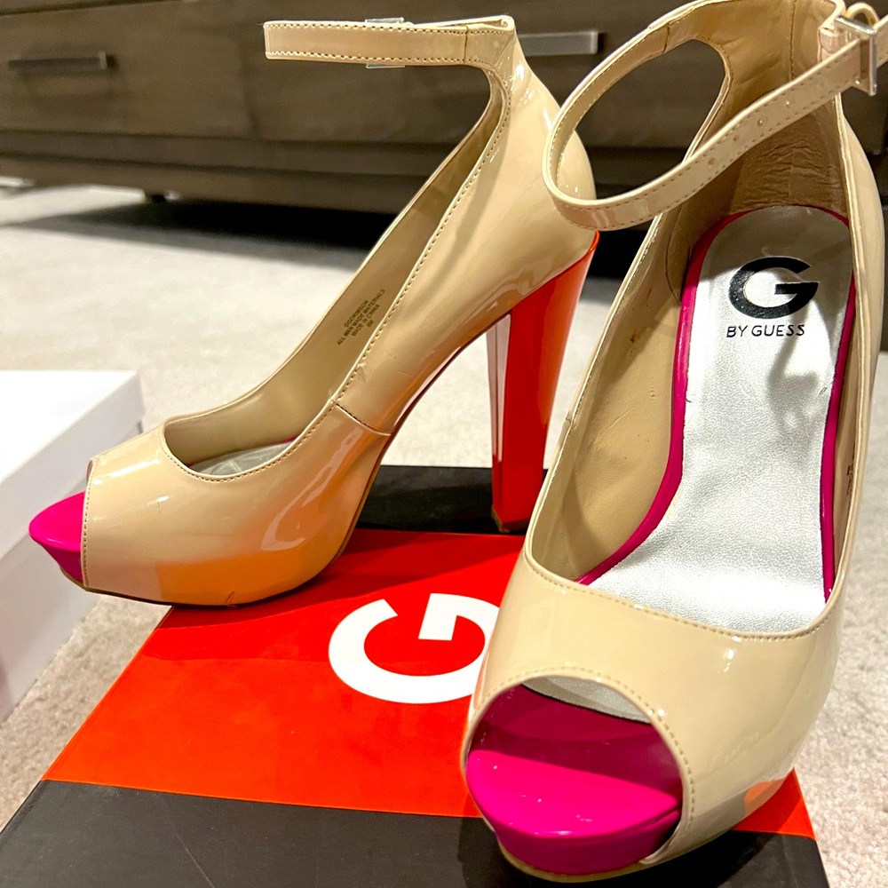 Color block nude shoe